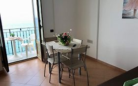 La Casa Sulla Scogliera